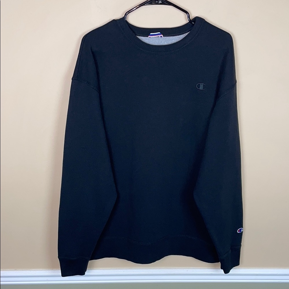 Champion Men’s Black Crewneck Fleece Lined Athleisure Loungewear Sweatshirt - Picture 1 of 8